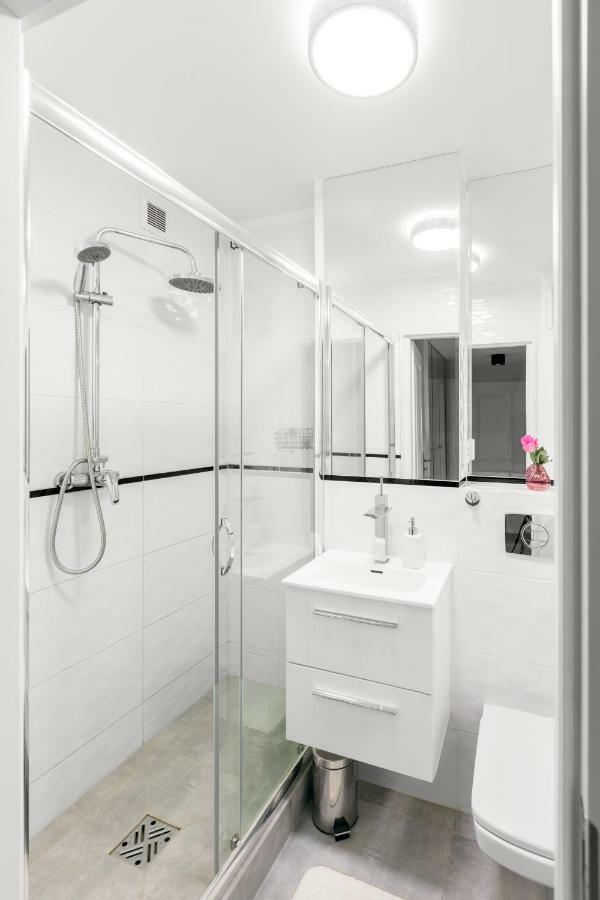 Apartament LUXURY BUSINESS Saska Kępa Apartament Warszawa Zewnętrze zdjęcie